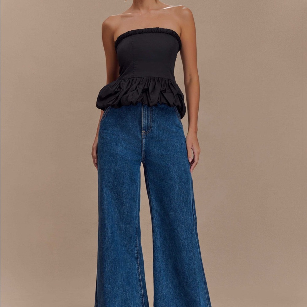 Cora Ruched Strapless Top - Picture 5 of 7